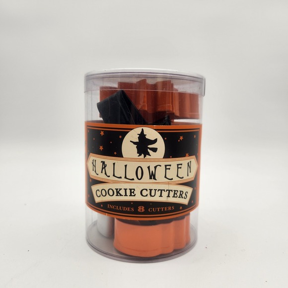NWOT‎ Williams Sonoma Vintage Halloween Cookie Cutters 8 Pieces Dishwasher Safe - Picture 1 of 6